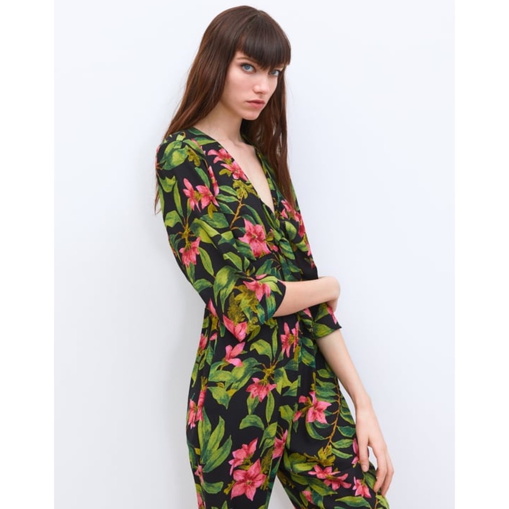 ZARA Tropical Print Jumpsuit Black,  Green, Pink Hibiscus - Picture 13 of 13